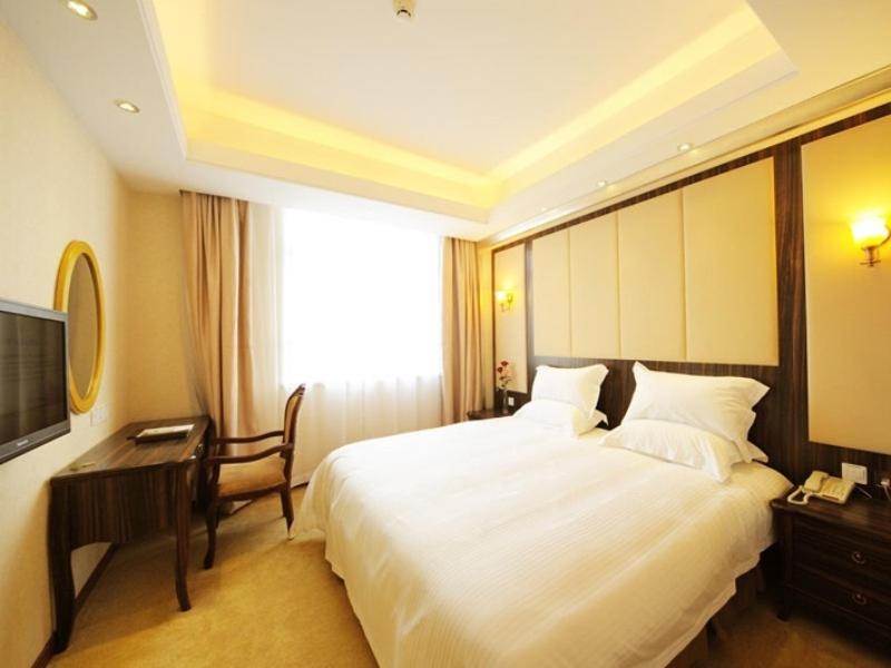 Greentree Inn Shanghai West Huaxia Road Metro Station Express Hotel Extérieur photo