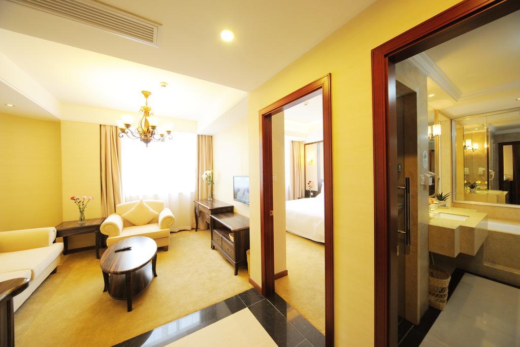 Greentree Inn Shanghai West Huaxia Road Metro Station Express Hotel Extérieur photo